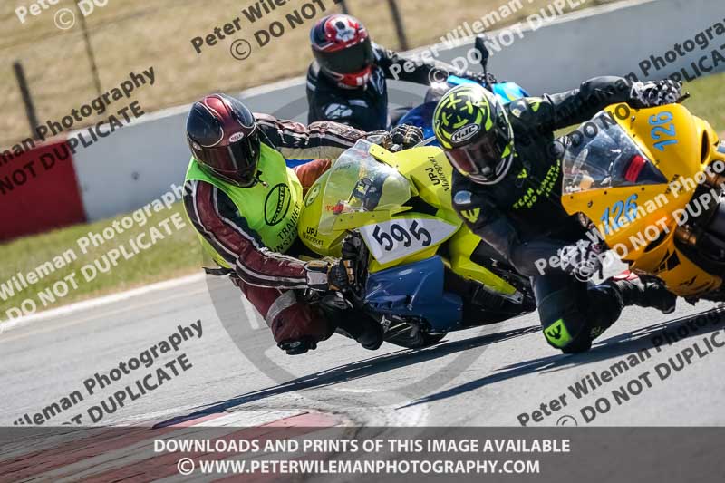 donington no limits trackday;donington park photographs;donington trackday photographs;no limits trackdays;peter wileman photography;trackday digital images;trackday photos